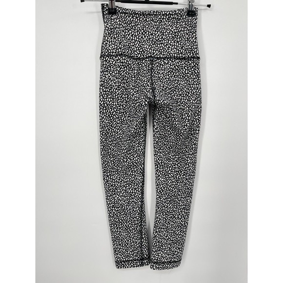 Lululemon Wunder Under Crop Miss Mosaic‎ Black Size 2 - Picture 3 of 6